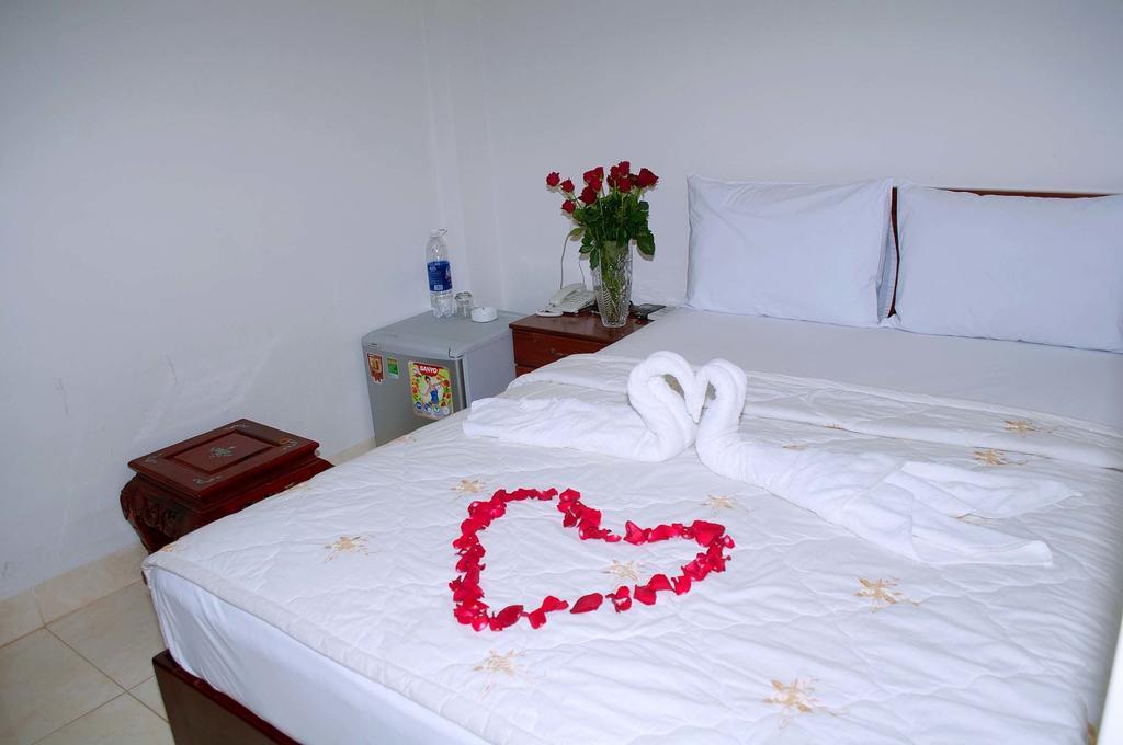 Phuong Hoa Nha Trang Hotel Esterno foto