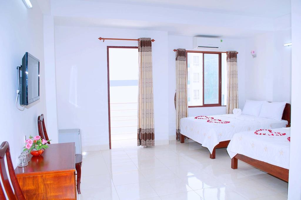 Phuong Hoa Nha Trang Hotel Esterno foto