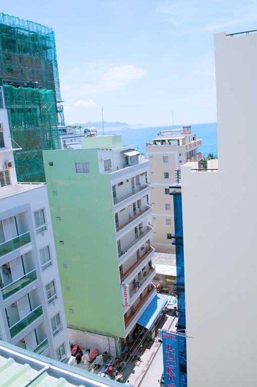 Phuong Hoa Nha Trang Hotel Esterno foto